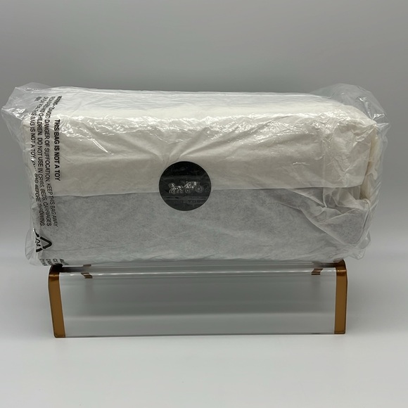 Coach Large Travel Kit Black - Picture 13 of 14